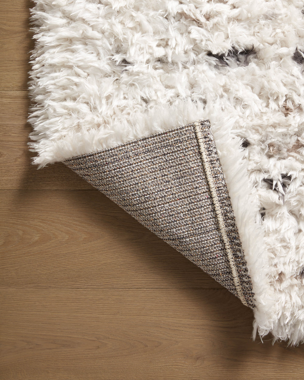 AMI-03 Amira Ivory/Multi Rug