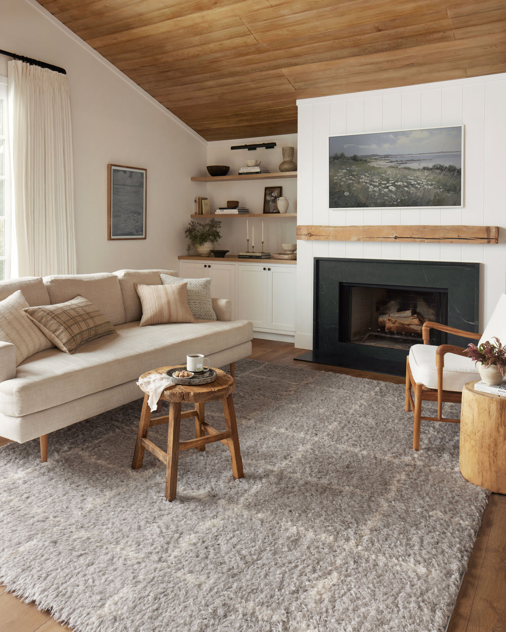 AMI-04 Amira Silver / Ivory Rug