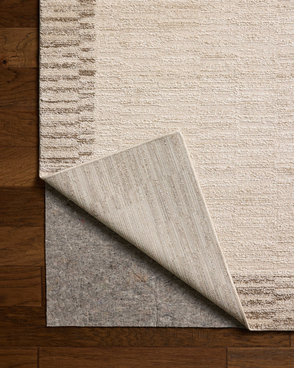 Calvin Ivory / Pebble Rug (CLV-04)