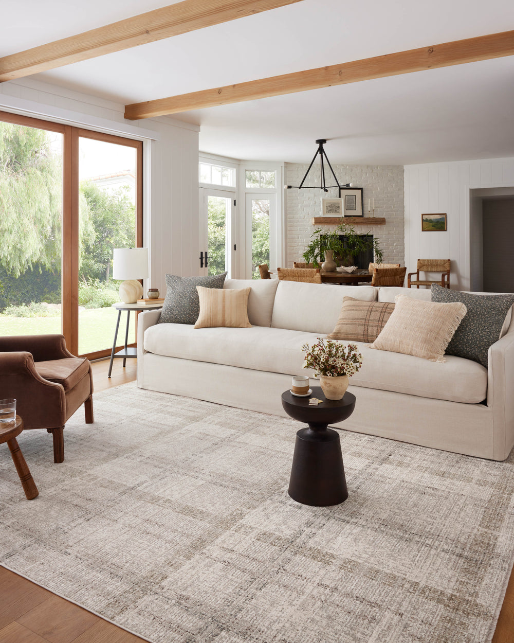 Ember Ivory / Multi Rug (EMB-04)