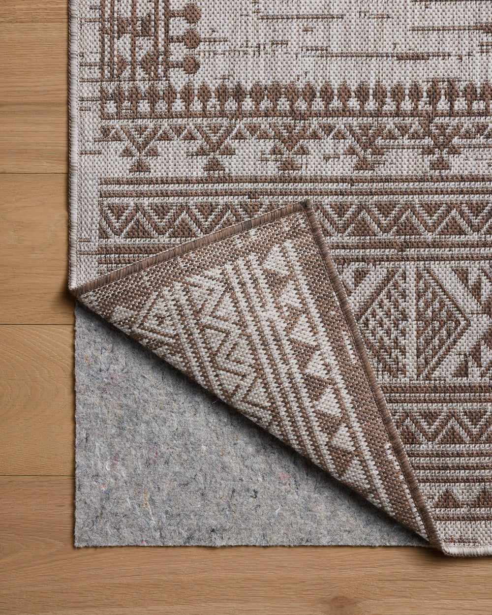 Easton Coffee / Dove Rug (ESN-01)