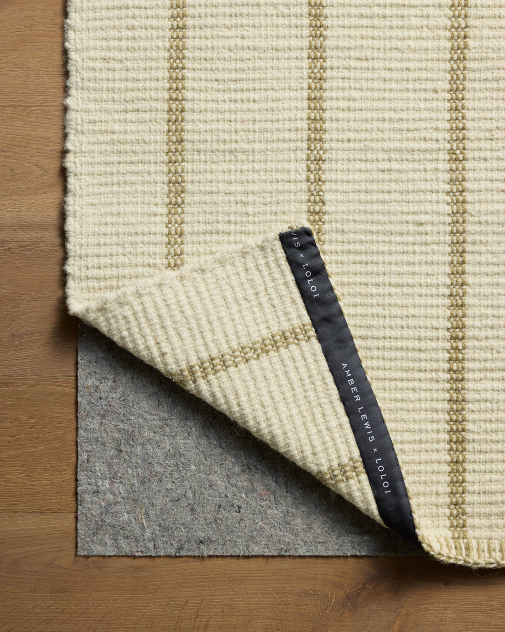 Harlan Ivory / Sage Rug (HLN-01)