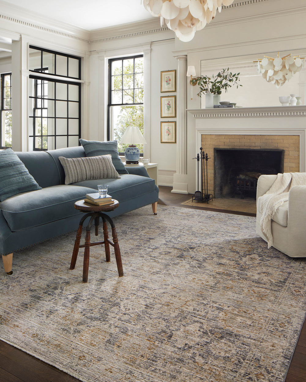 Katherine Charcoal / Gold Rug (KES-02)