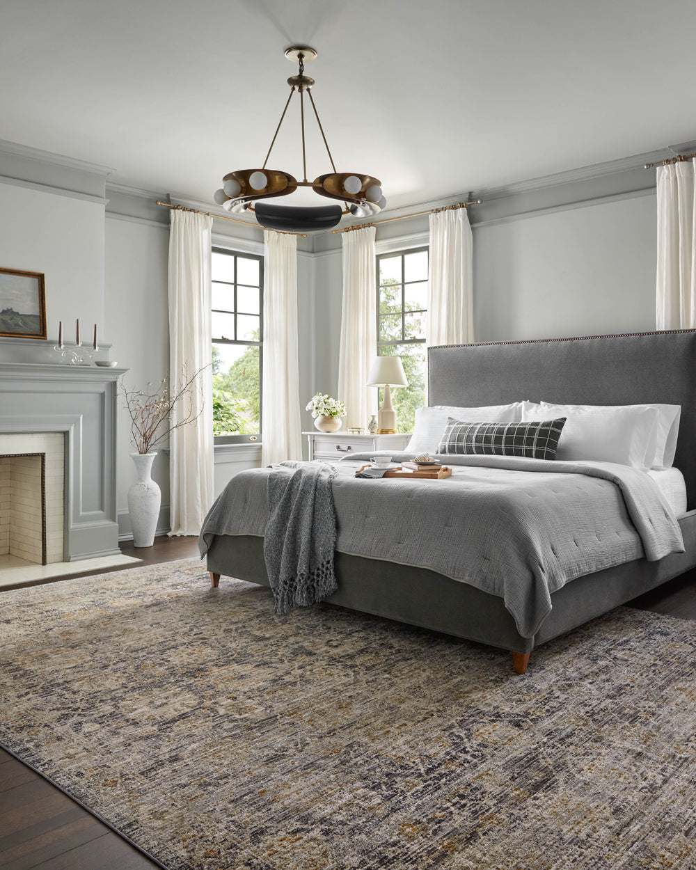 Katherine Charcoal / Gold Rug (KES-02)