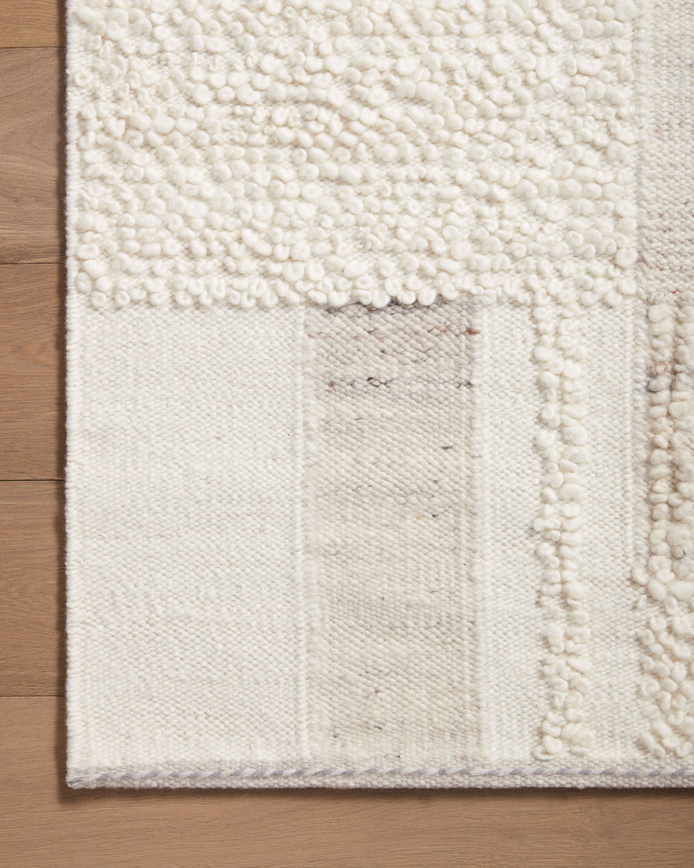 Manfred Ivory / Pebble Rug (MAN-01)