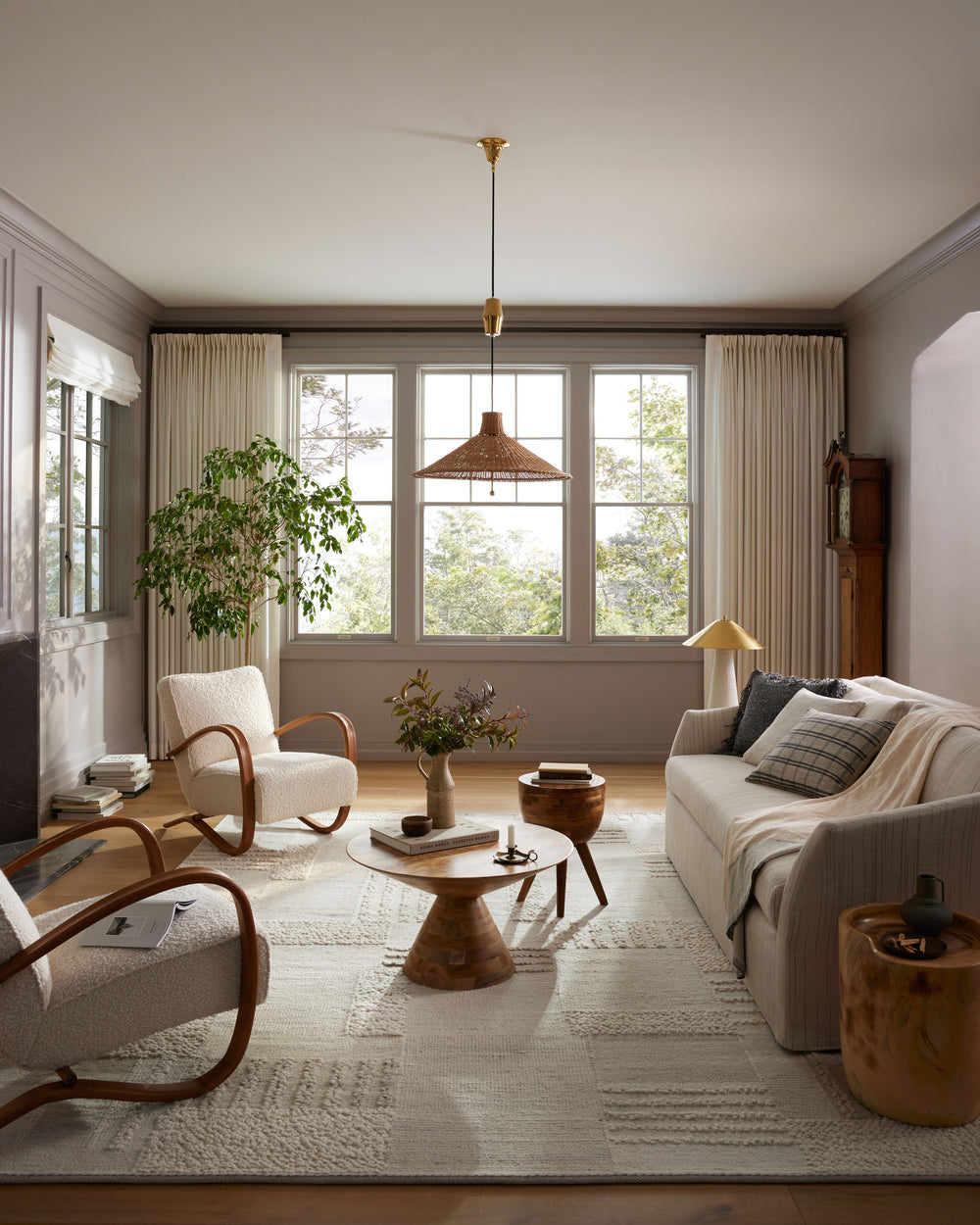 Manfred Ivory / Pebble Rug (MAN-01)
