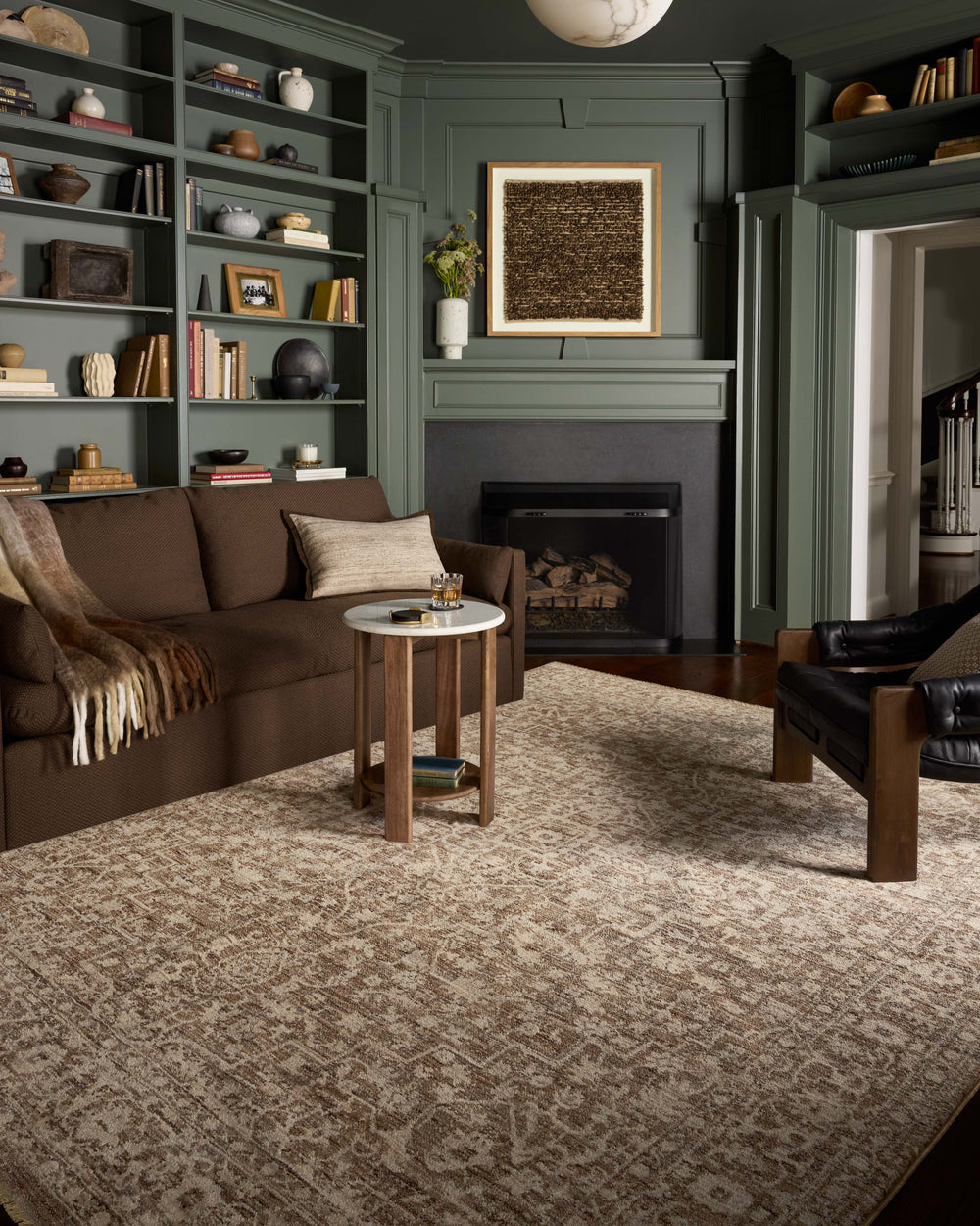 NEW-02 Newman DarktaUpe / Rug naturel