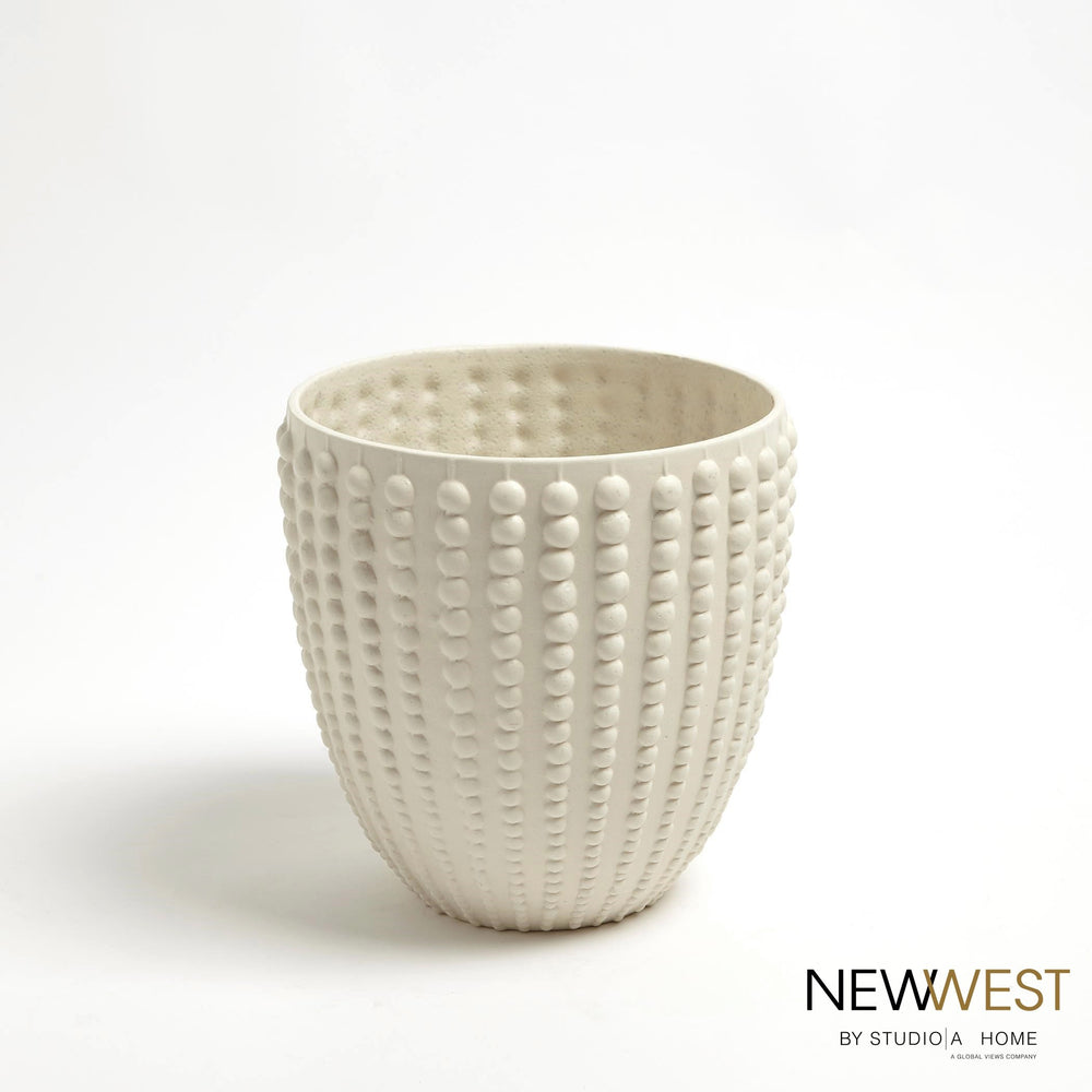 Bol à tête de clou et vases blanc rustique