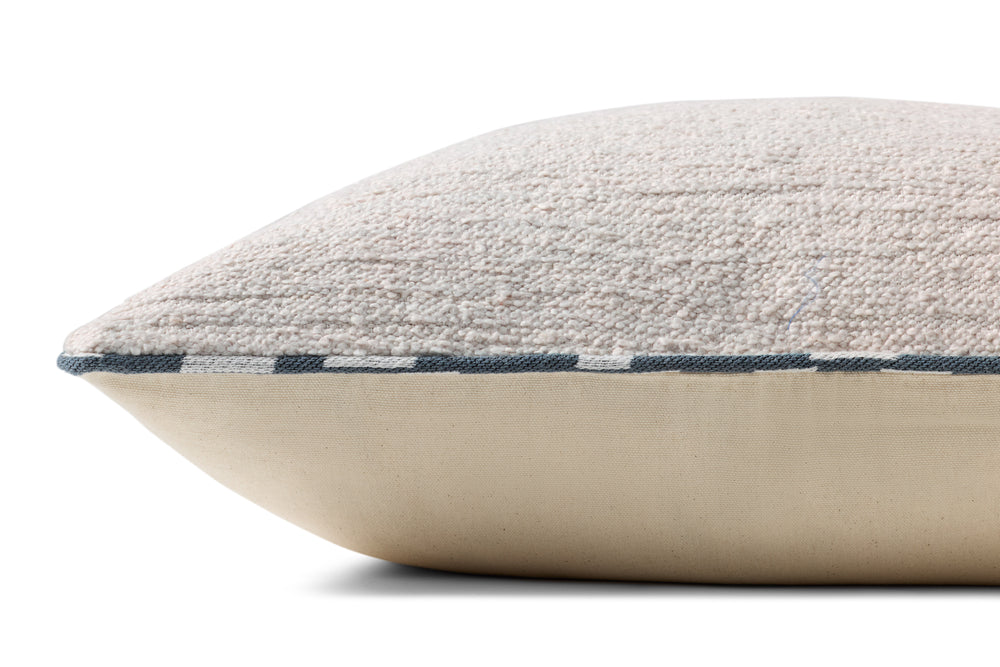 PMH0070 Elara White/Blue Pillow
