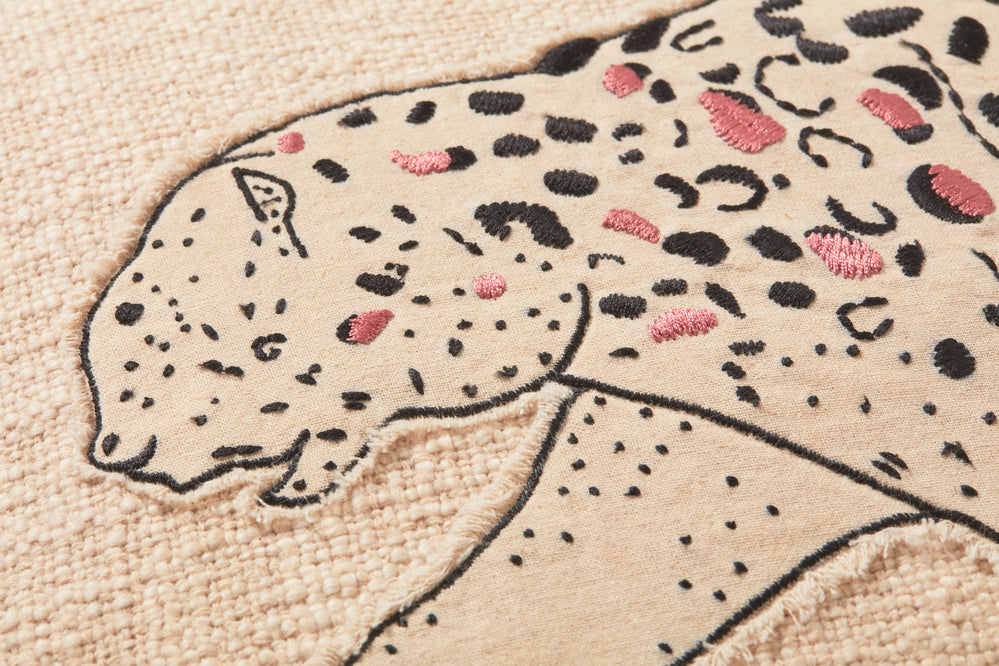 Ivory / Black Pillow (PLL0054)
