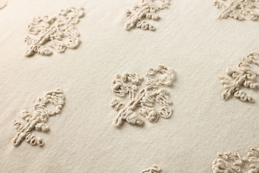 Darla Ivory Pillow (PCJ0025)