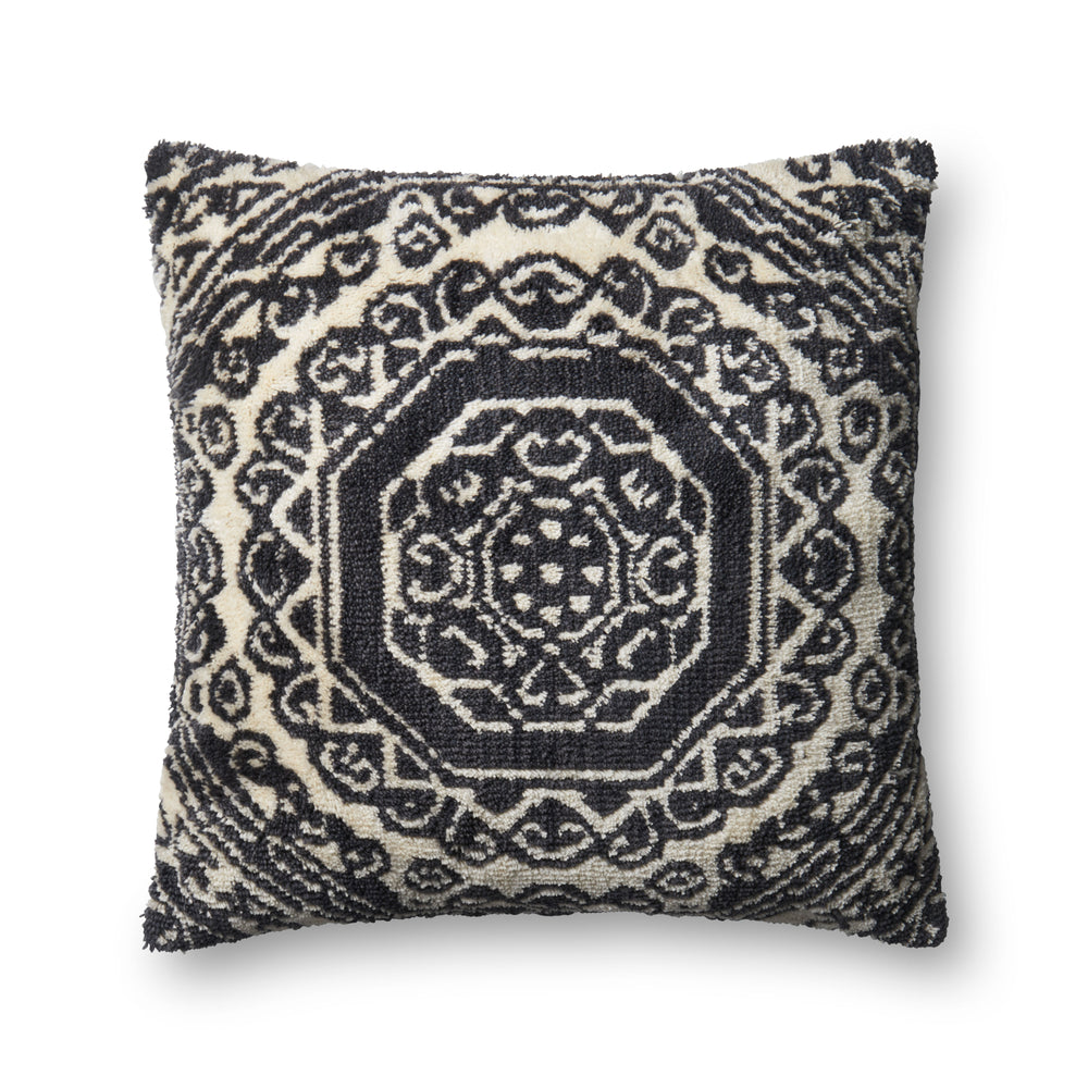 Black / White Pillow (P0578)