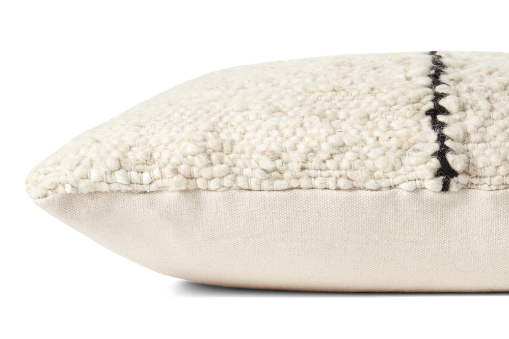 Carla Ivory / Coussin Noir (PAL0030)