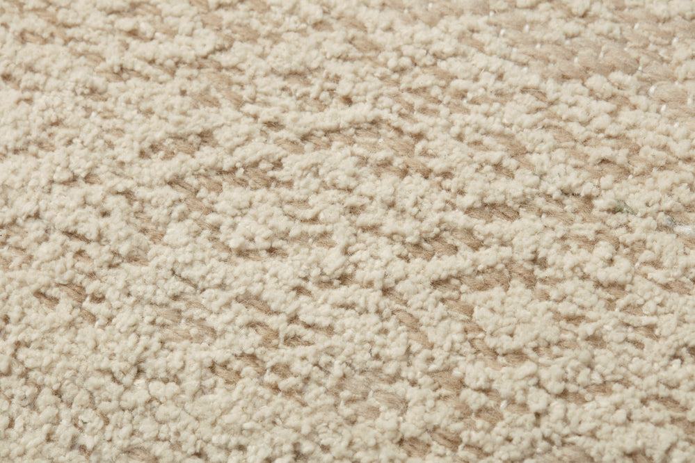 Henderson Sand / Ivory Pillow (PAR0010)