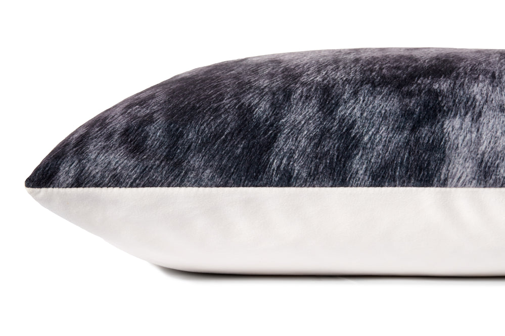 Charcoal Pillow (P0979)