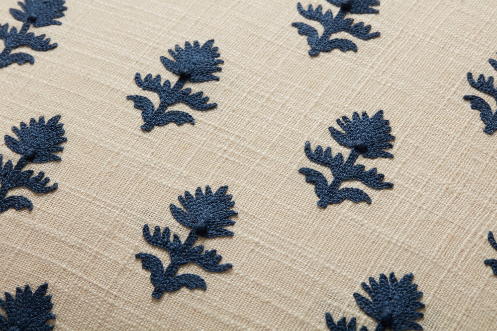 PMH0051 Addison Beige / Navy Pillow