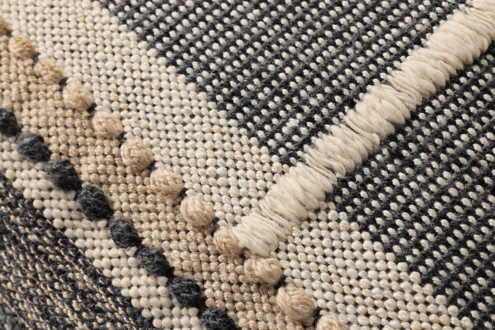 PLL0186  Black/Ivory Pillow