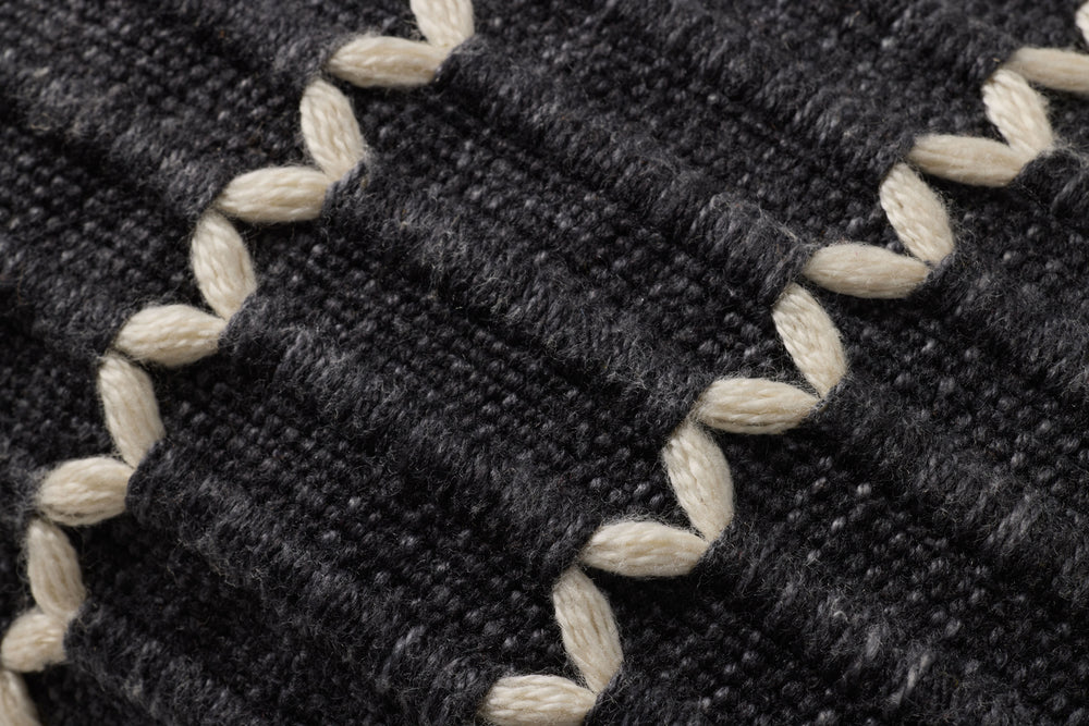 Black Pillow (PLL0187)