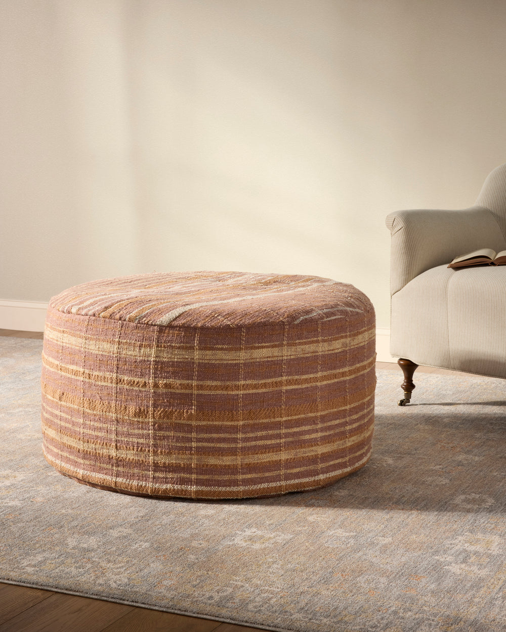 Wallace Clay Clay Pouf (CJPF001)