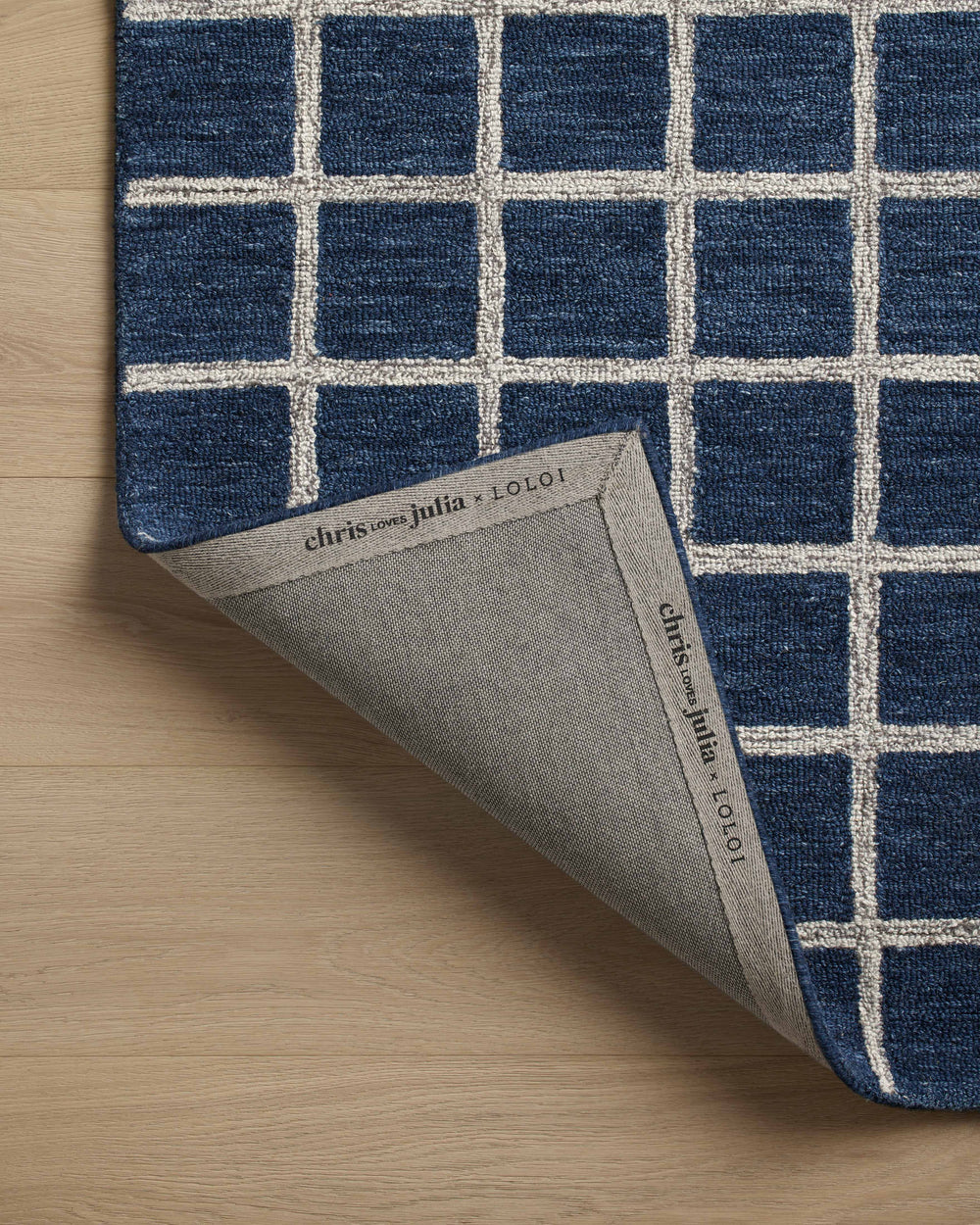 Polly Navy / Silver Rug (POL-05)