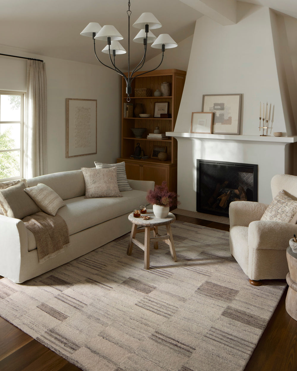 Rocky Ivory / Dove Rug (ROC-04)