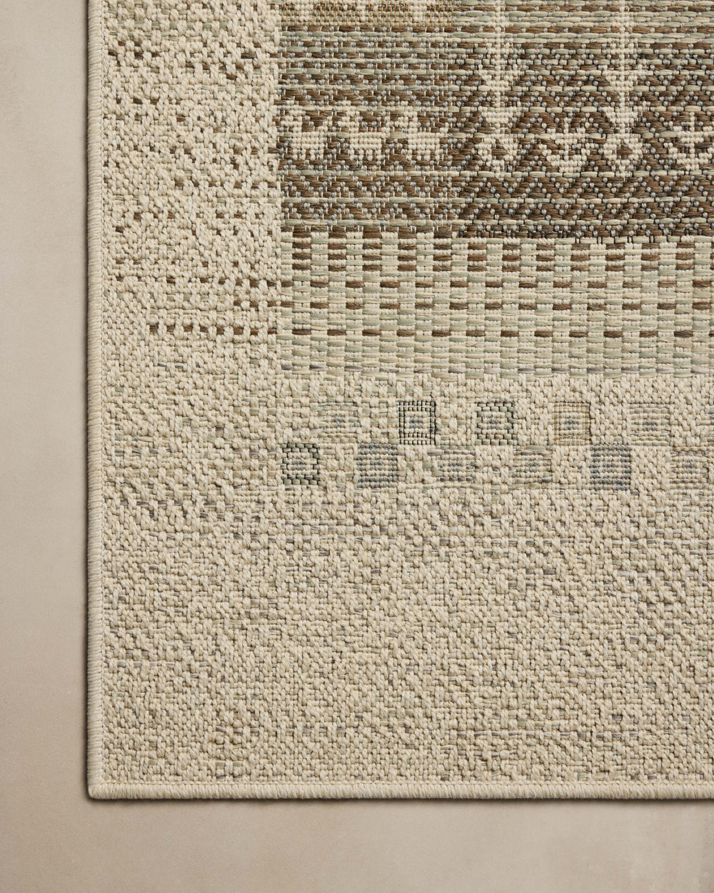 Saylor Ivory / Earth Rug (SAY-05)