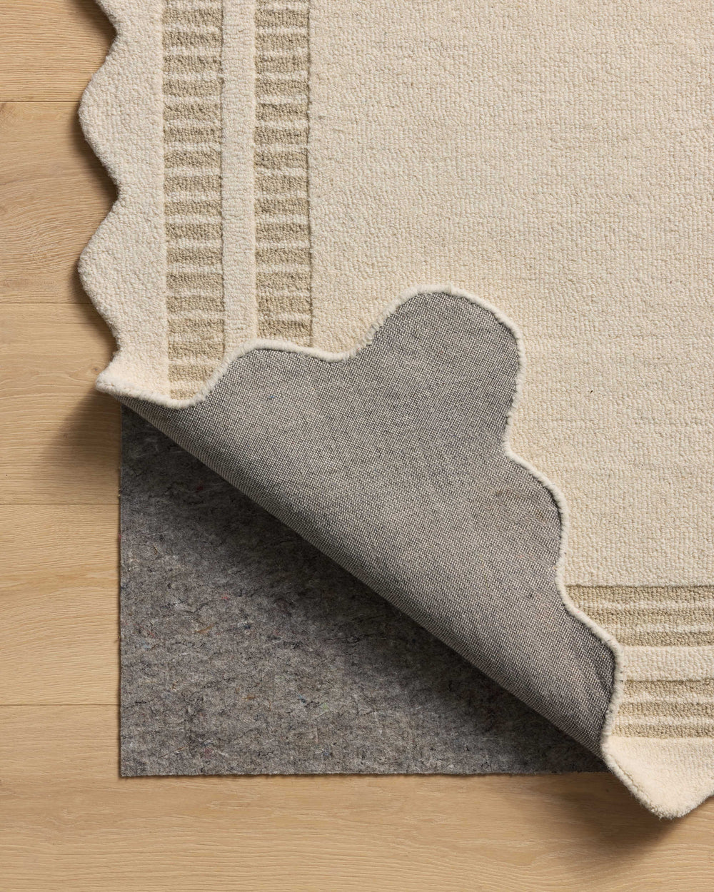 Scottie Ivory / Grey Rug (SCO-01)