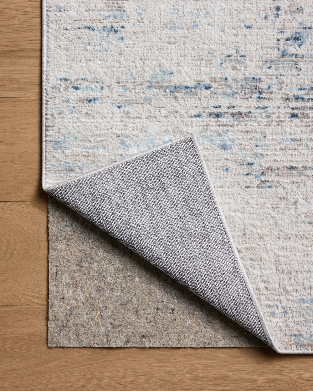 TOW-04 Townes Ivory / Sky Rug