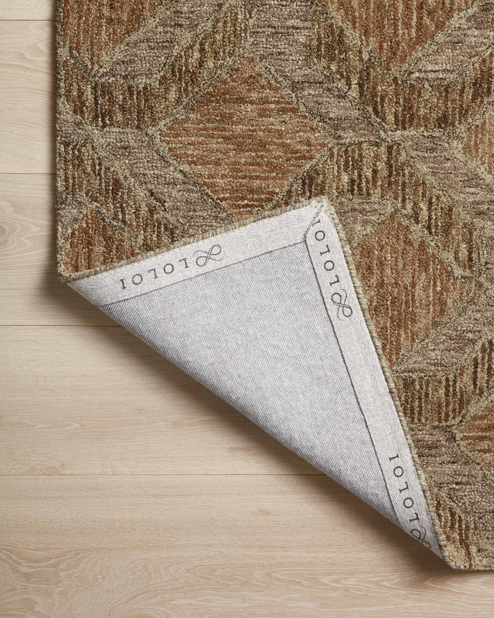 Varena Rust / Bark Rug (VAR-03)