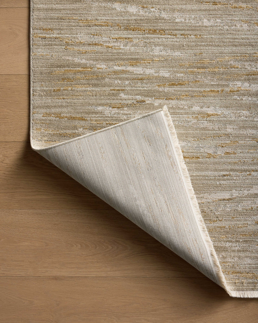 Wae-01 Loloi Wade Sage / Gold Rug