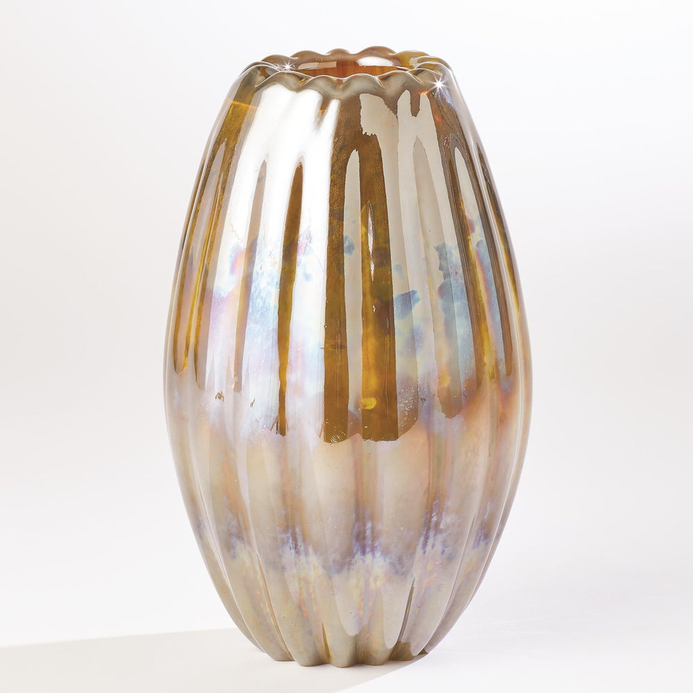 Ribbed Vases Irys Gelp