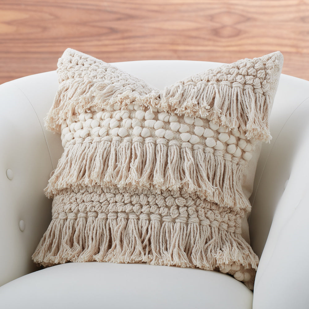 Chunky Knot Pillow