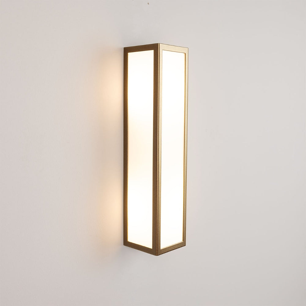 Bata IP65 Wall Light