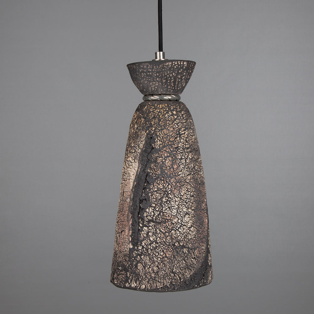 Parva Pendant - Black Clay