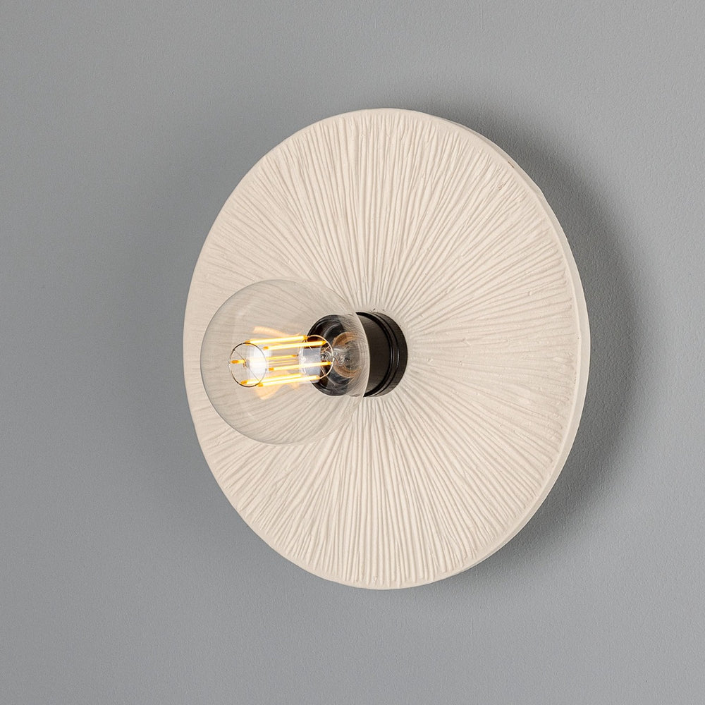 Lumière murale en chêne en boucle - Matte White Striped