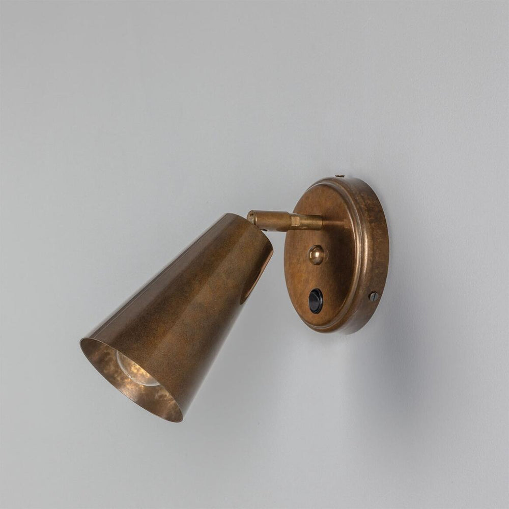 Cashel Wall Light