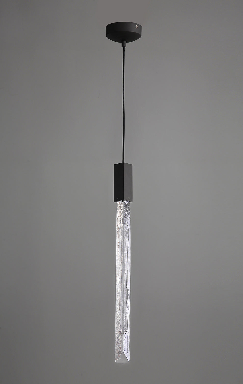 Avenue Lighting - One Light Pendant - Alpine - Black With Clear And Black Jade Blown Glass- Union Lighting Luminaires Decor