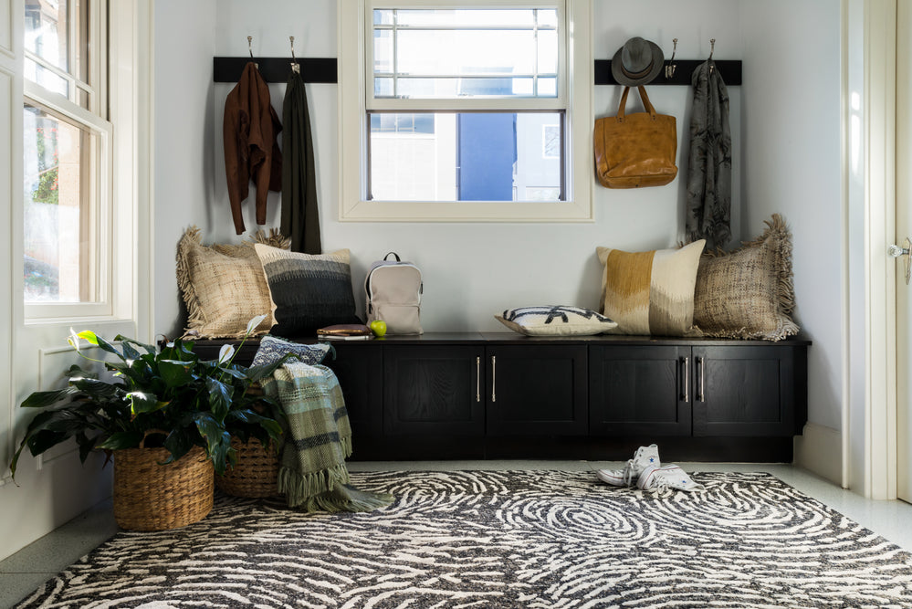 JY-04 Juneau Charcoal / Silver Rug