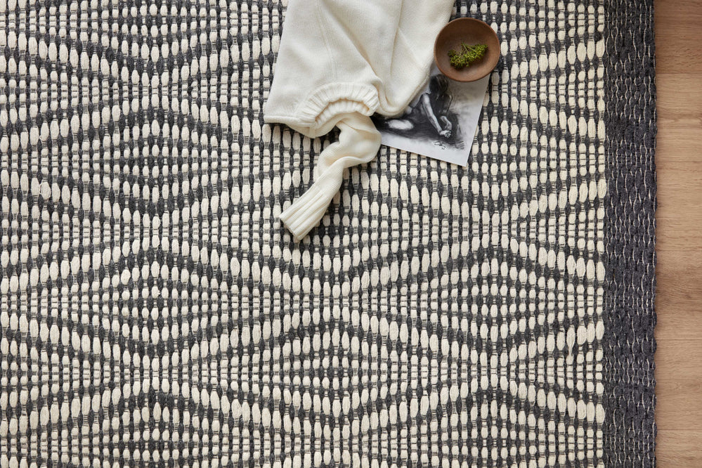 Kenzie Ivory / Charcoal Rug (KNZ-01)