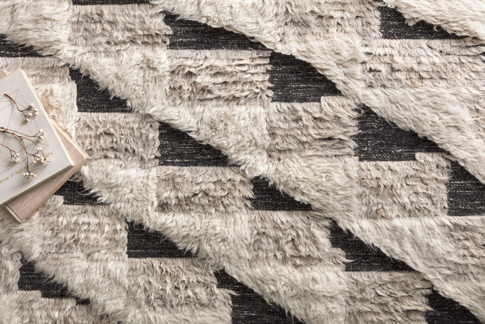 KF-02 Khalid Natural / Black Rug