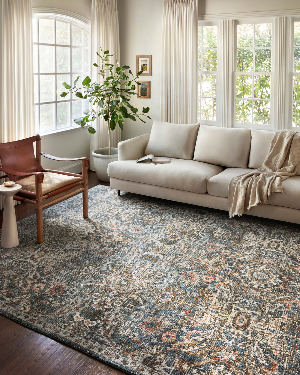 Saban Blue / Sand Rug (SAB-04)